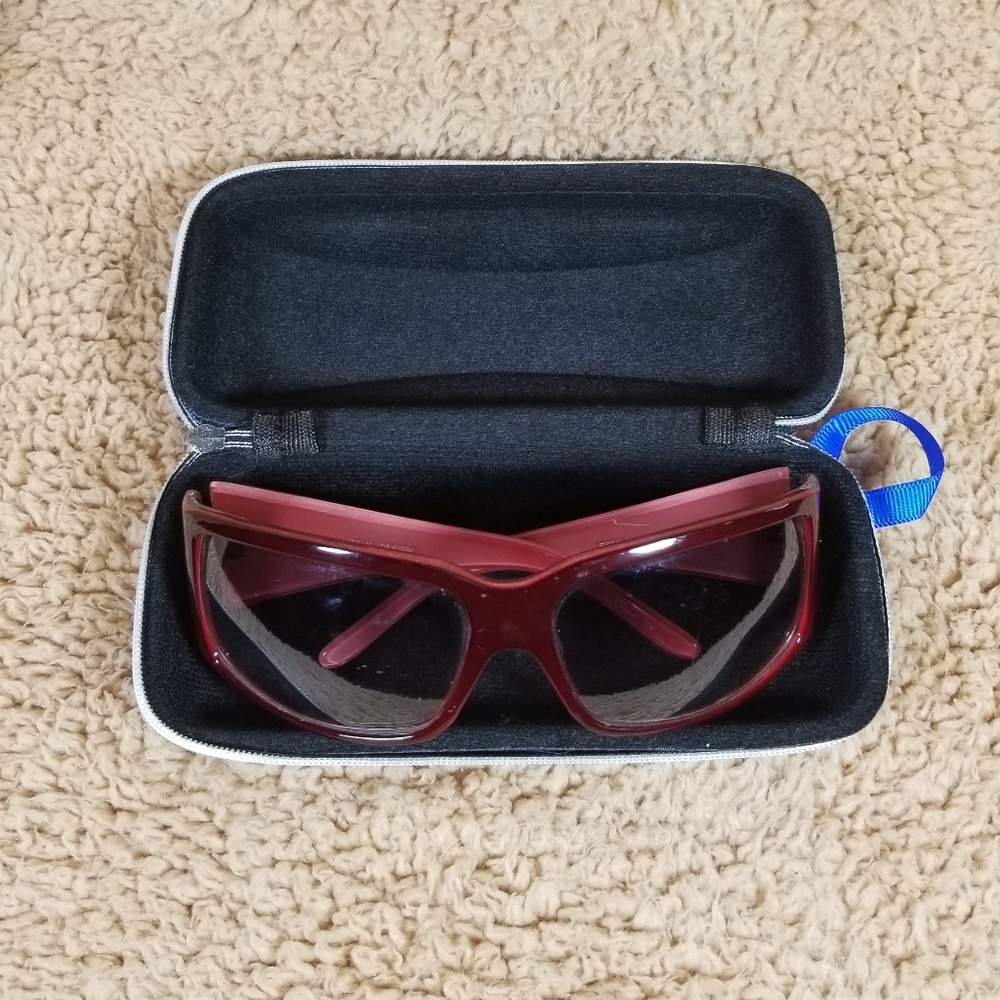$5 Eyeglasses/Sunglasses Hard Shell Case - Picture 4 of 5